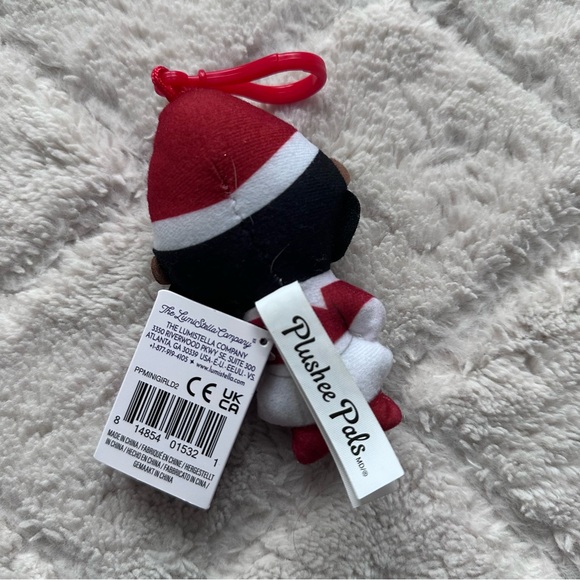 Elf on the Shelf | Mini Plushee Pals Black Girl Elf Keychain - Picture 2 of 3